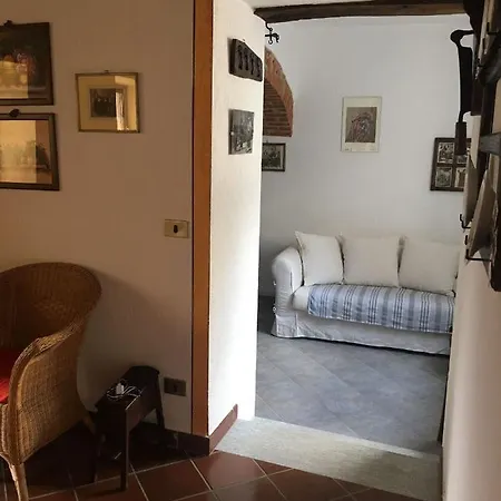 Casa Singola Ad Andonno, Vista Castello